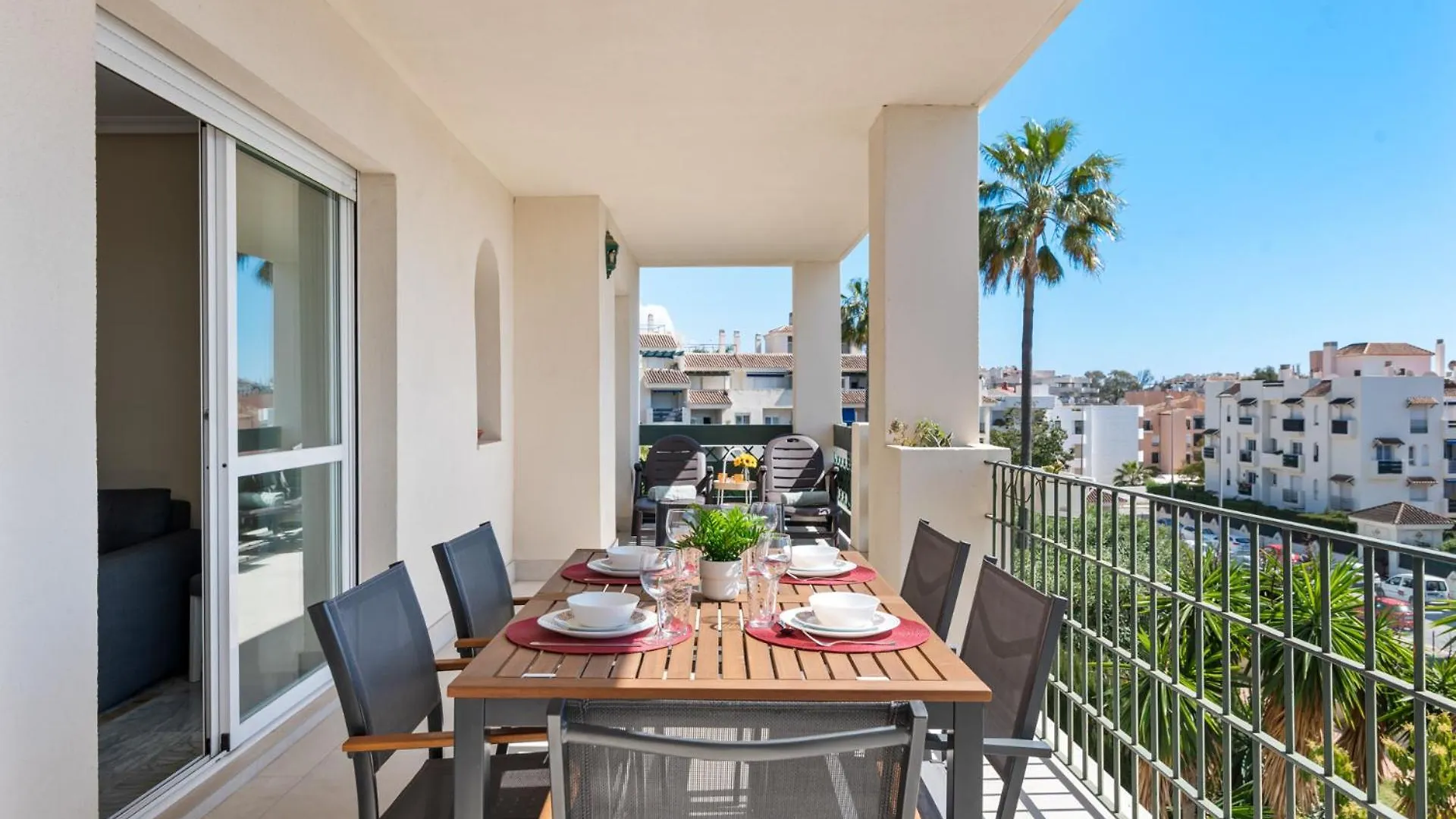Lovely 2-Bed 10 Mins Walk From Puerto Banus Марбелья 0*,  Испания
